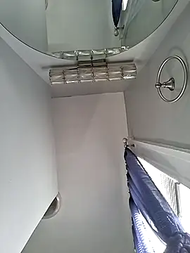 MRHANDSOME3800 online show from 17, 11, 2025