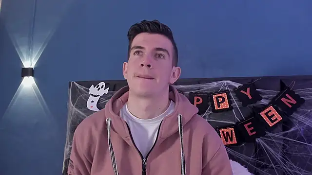 MikaelSlow online show from 28, 10, 2025