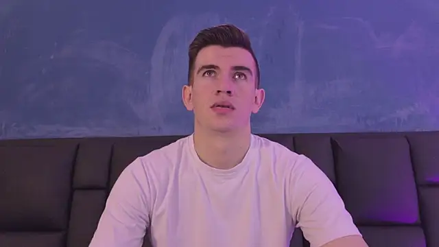 MikaelSlow online show from 1, 4, 2026