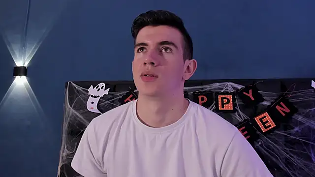 MikaelSlow online show from 31, 10, 2025