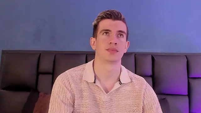 Snapshot of MikaelSlow chatting on 8, 2, 2026 MikaelSlow online show from 8, 2, 2026