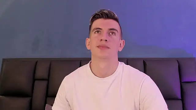 Snapshot of MikaelSlow chatting on 12, 2, 2026 MikaelSlow online show from 12, 2, 2026