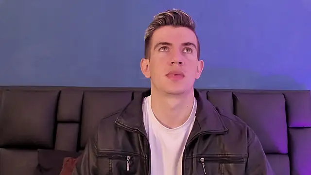 Snapshot of MikaelSlow chatting on 1, 2, 2026 MikaelSlow online show from 1, 2, 2026