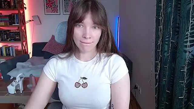 Snapshot of kenzie_x chatting on 9, 7, 2026 kenzie x online show from 9, 7, 2026