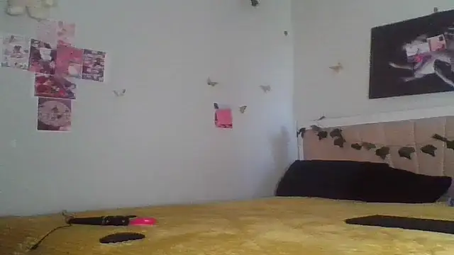 SquirtQueen222 online show from 22, 5, 2026