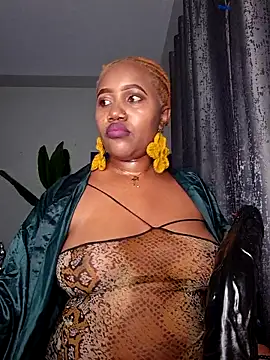 SquirtQueen222 online show from 20, 2, 2026