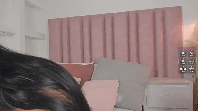 im alejandra  online show from 8, 5, 2026