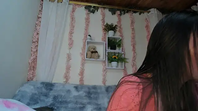 Idara and Edahi01 online show from 24, 3, 2026