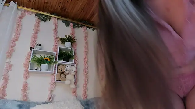 Idara and Edahi01 online show from 15, 1, 2026