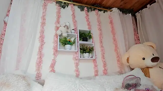 Idara and Edahi01 online show from 21, 11, 2025