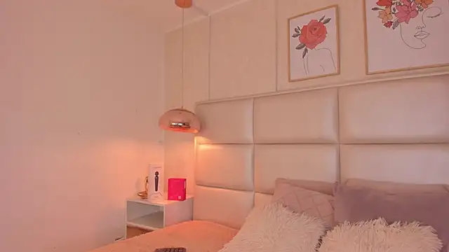 Snapshot of Aily_Yozuko chatting on 29, 11, 2025 Aily Yozuko online show from 29, 11, 2025