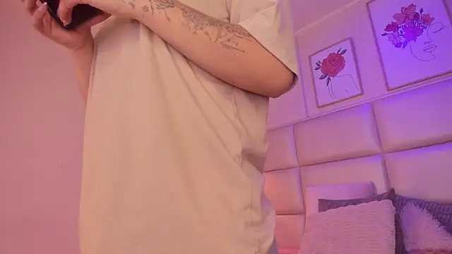 Aily Yozuko online show from 14, 2, 2026