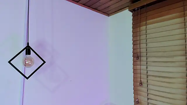 GENNESIS LOVE online show from 17, 12, 2025