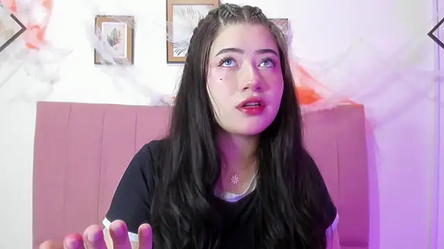 GENNESIS LOVE online show from 29, 10, 2025