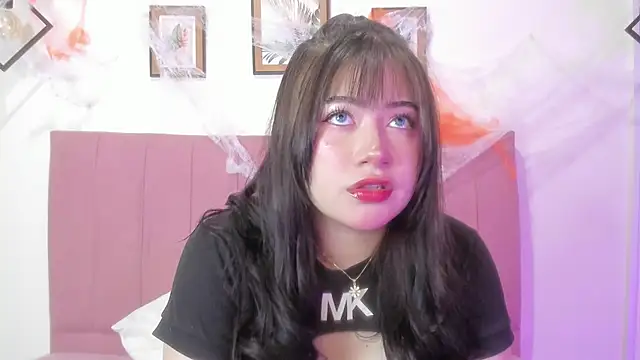 GENNESIS LOVE online show from 1, 11, 2025