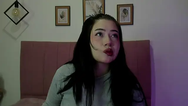 GENNESIS LOVE online show from 5, 11, 2025