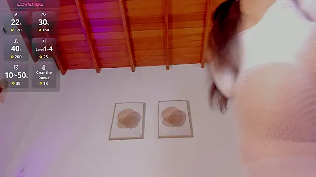 Mia 222 online show from 21, 11, 2025