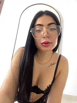 Mia 222 online show from 12, 3, 2026