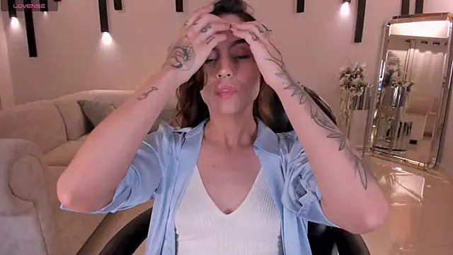 MarianneLane online show from 4, 2, 2025