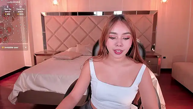 CarolineGraceX online show from 20, 3, 2025