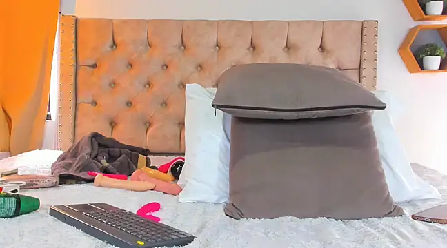 Anya Texas online show from 15, 3, 2025