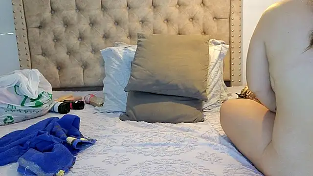 Anya Texas online show from 12, 2, 2026