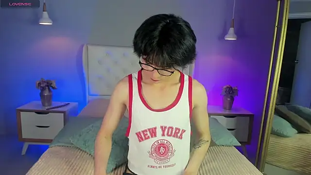 cherryy boy online show from 27, 10, 2025