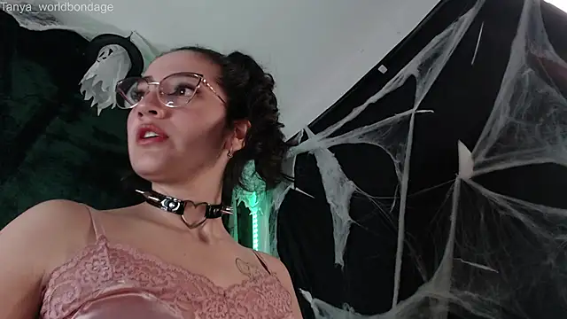 Tanya WorldBondage online show from 14, 11, 2025
