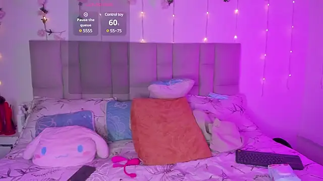 EmilyyGomez online show from 19, 3, 2025