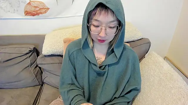 luxgray online show from 3, 3, 2025