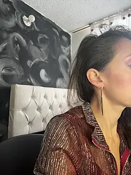 ScarletKings online show from 8, 4, 2026