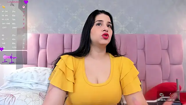 brithanyadams23 online show from 28, 4, 2026