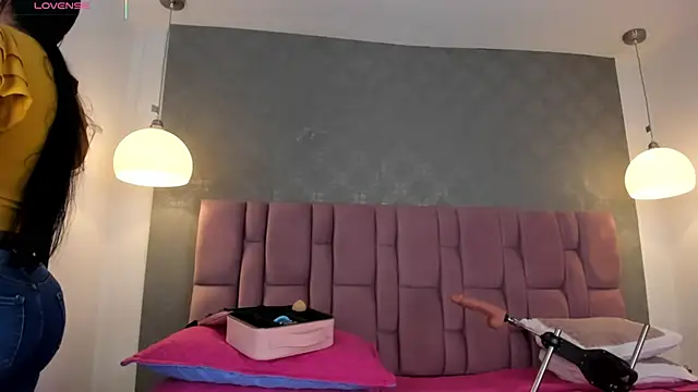 brithanyadams23 online show from 21, 3, 2025