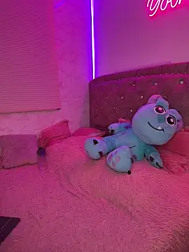 Snapshot of YovngBaby chatting on 18, 2, 2026 YovngBaby online show from 18, 2, 2026