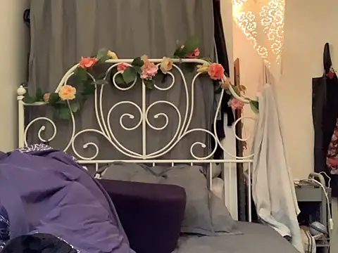 BuziCycki online show from 6, 1, 2025