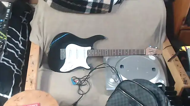 tongueispowerr6d9 online show from 10, 3, 2026