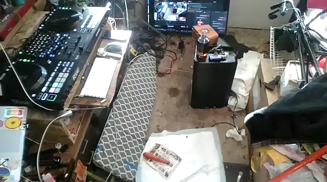 tongueispowerr6d9 online show from 14, 1, 2025