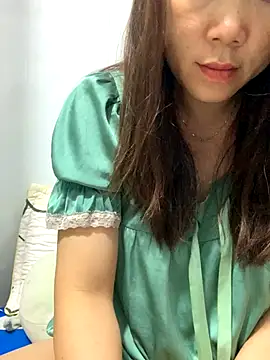 Baby-bigtits online show from 27, 11, 2025