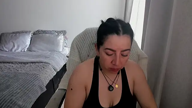 Snapshot of Im_coco chatting on 21, 4, 2026 Im coco online show from 21, 4, 2026