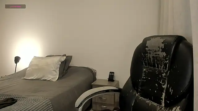 Snapshot of Im_coco chatting on 30, 11, 2025 Im coco online show from 30, 11, 2025