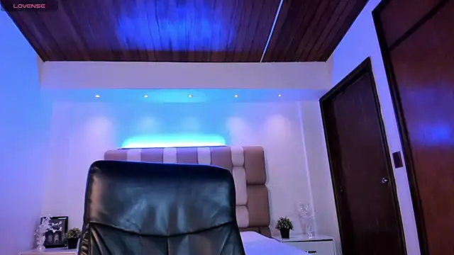 IsabellaaJoness online show from 18, 3, 2025