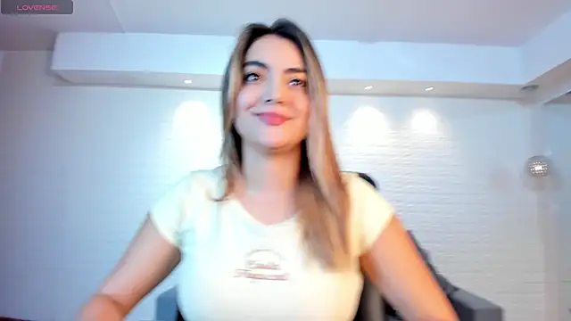 Snapshot of IsabellaaJoness chatting on 24, 2, 2026 IsabellaaJoness online show from 24, 2, 2026