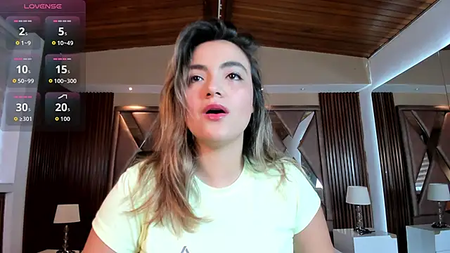 Snapshot of IsabellaaJoness chatting on 10, 6, 2026 IsabellaaJoness online show from 10, 6, 2026