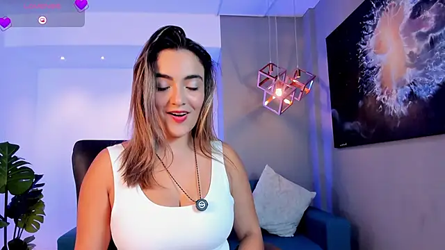 IsabellaaJoness online show from 28, 5, 2026