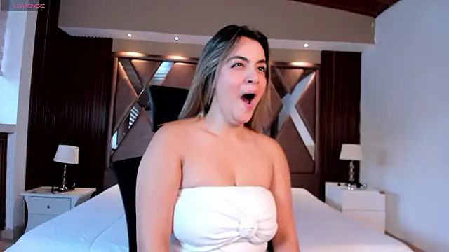 IsabellaaJoness online show from 17, 3, 2026