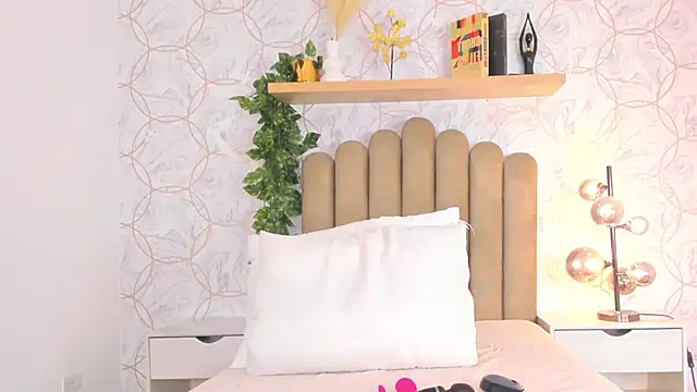 Roma  love online show from 15, 10, 2025