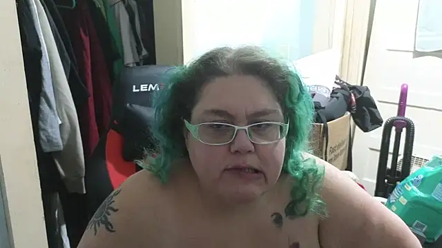 EmberCum online show from 2, 12, 2025