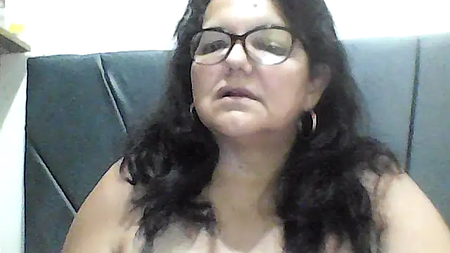 Snapshot of kassandra02 chatting on 1, 10, 2025 kassandra02 online show from 1, 10, 2025