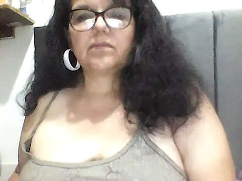 Snapshot of kassandra02 chatting on 10, 9, 2025 kassandra02 online show from 10, 9, 2025