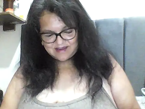 Snapshot of kassandra02 chatting on 9, 10, 2025 kassandra02 online show from 9, 10, 2025